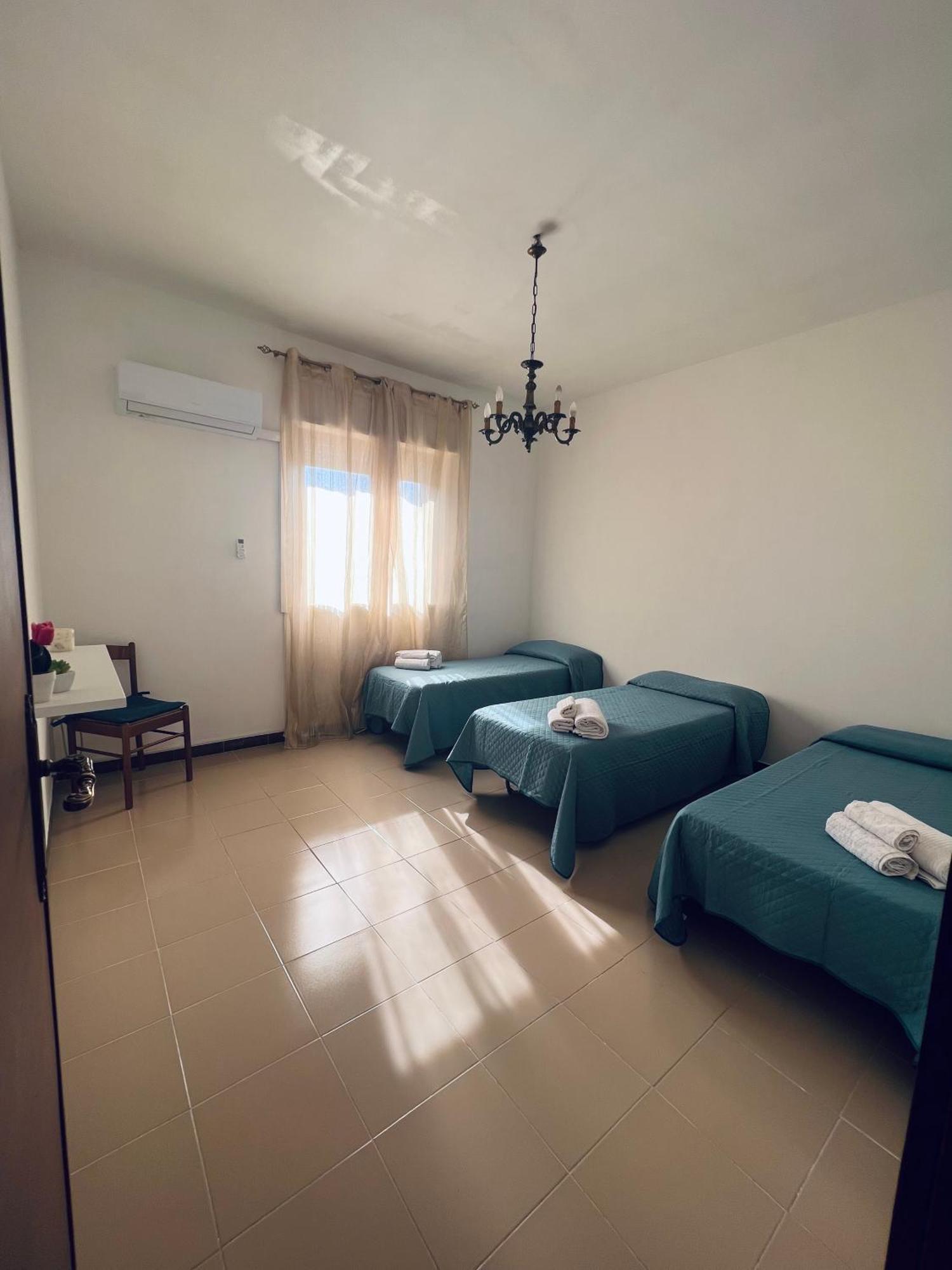 Sun House Apartamento Palermo Exterior foto