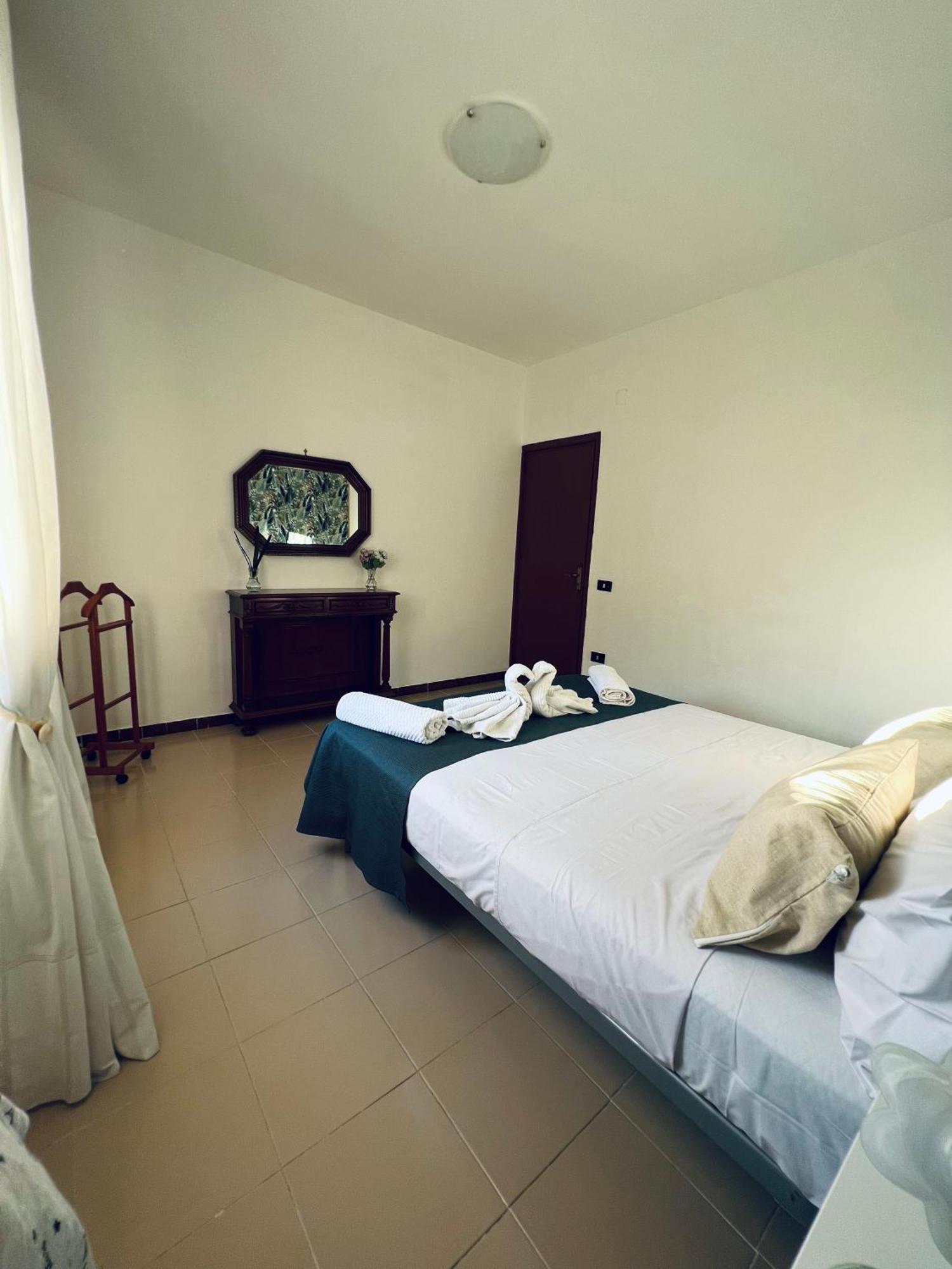 Sun House Apartamento Palermo Exterior foto